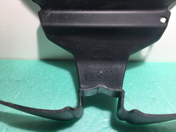 entourage de phare aprilia rs50 (2006/2010) – Image 4