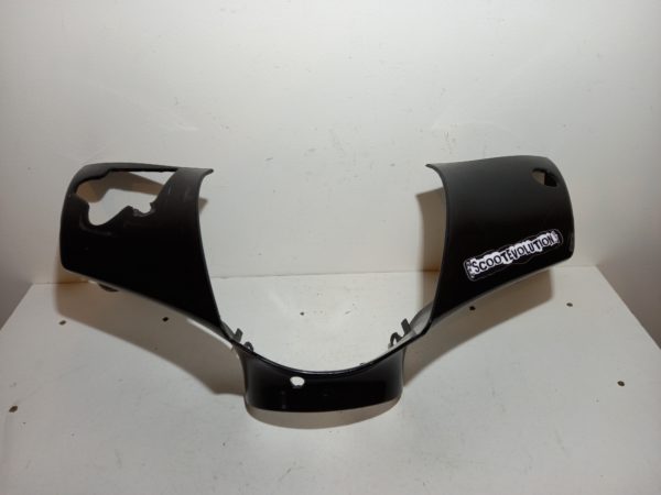 couvre guidon avant piaggio zip 50cc (2012)