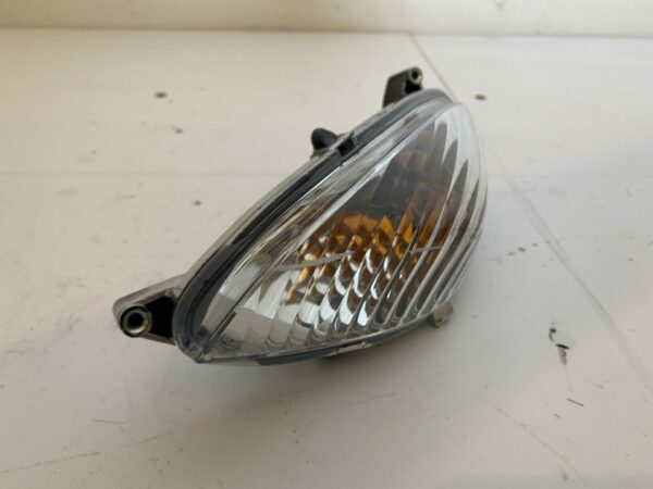 clignotant avant yamaha neo's depuis 2008 – Image 3