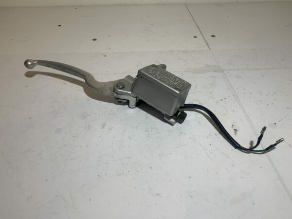 maitre cylindre de frein avant kymco super 8 – Image 2