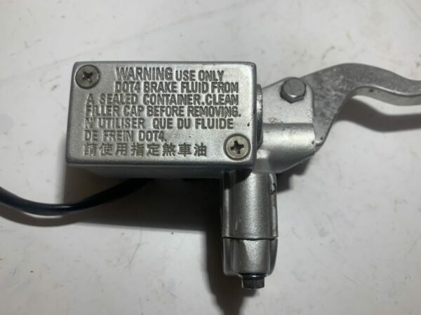 maitre cylindre de frein avant kymco super 8 – Image 5