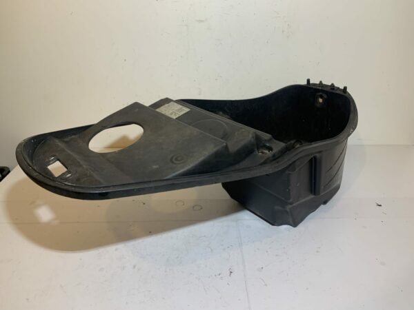 coffre de selle kymco super 8 – Image 3