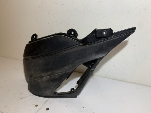 cache repose pied gauche aprilia sr motard – Image 3