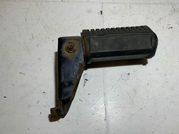 repose pied passager droit honda rebel 125 – Image 5