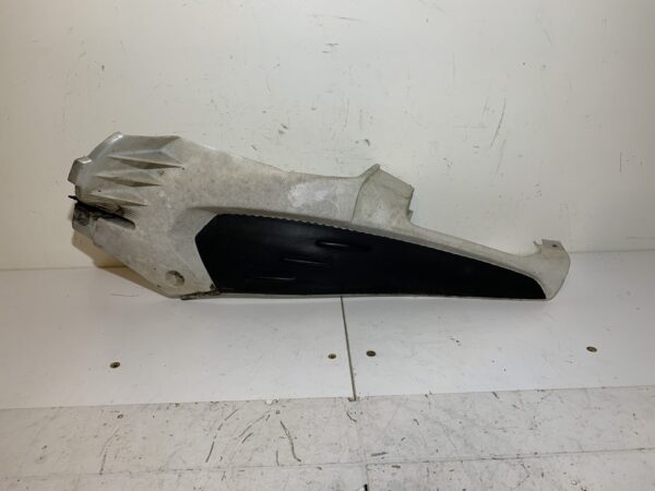 carénage latéral droit aprilia sr 50 ditech