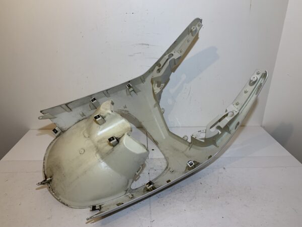 carénage de face avant Peugeot vivacity 3 new – Image 6