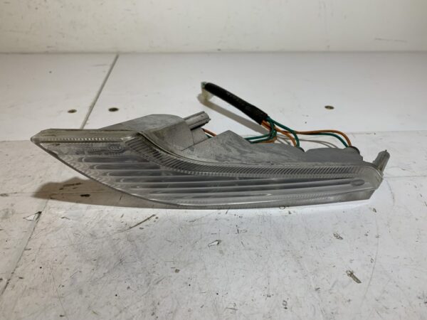clignotant avant droit Peugeot vivacity 3 new – Image 3