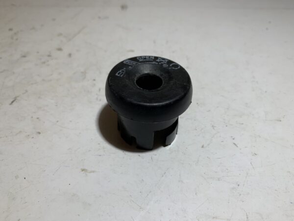 capuchon de contacteur a clé mbk nitro / booster – Image 2