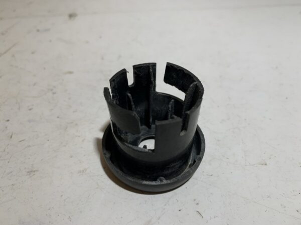 capuchon de contacteur a clé mbk nitro / booster – Image 3