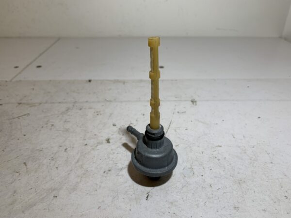 robinet d'essence a dépression mbk nitro / booster – Image 4