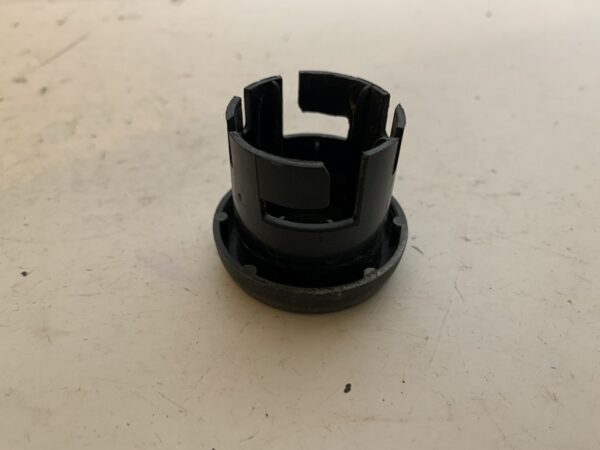 capuchon de contacteur a clé mbk nitro / booster – Image 3