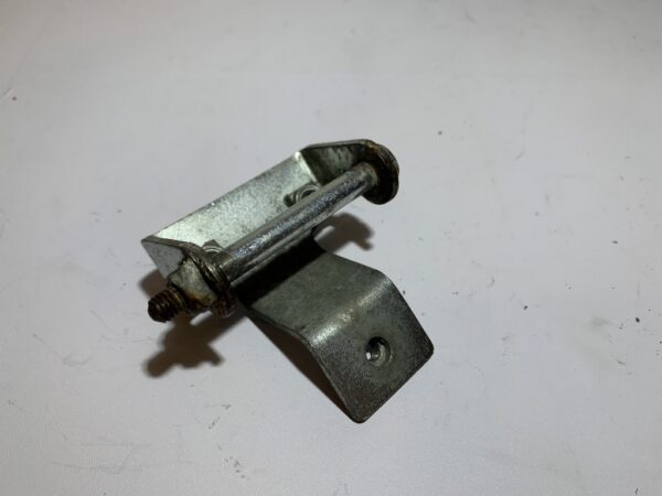 charnière de selle Peugeot trekker / tkr furious – Image 4
