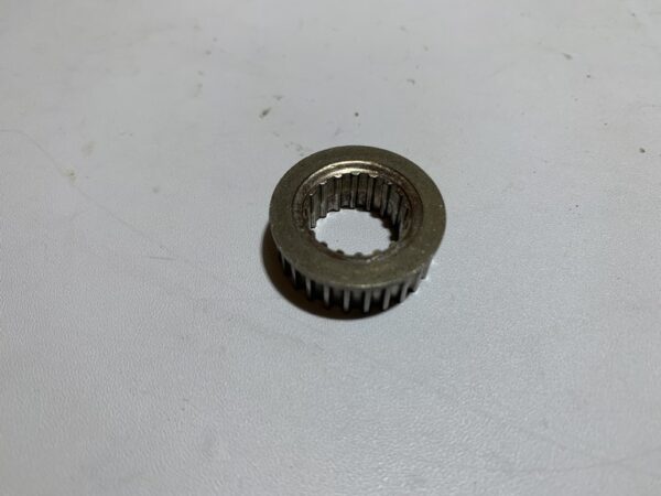 pignon de pompe à huile piaggio zip 2t – Image 3