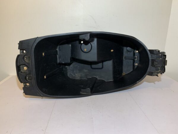 coffre de selle yamaha majesty 125 – Image 5