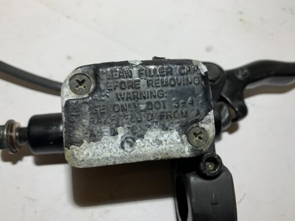 maitre cylindre de frein avant yamaha majesty 125 – Image 6