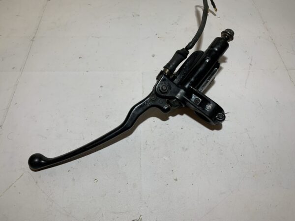 maitre cylindre de frein avant yamaha majesty 125 – Image 7