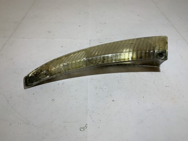 clignotant avant gauche Peugeot jet force – Image 7
