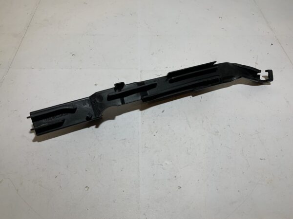 plastique gauche berceau Peugeot jet force – Image 4