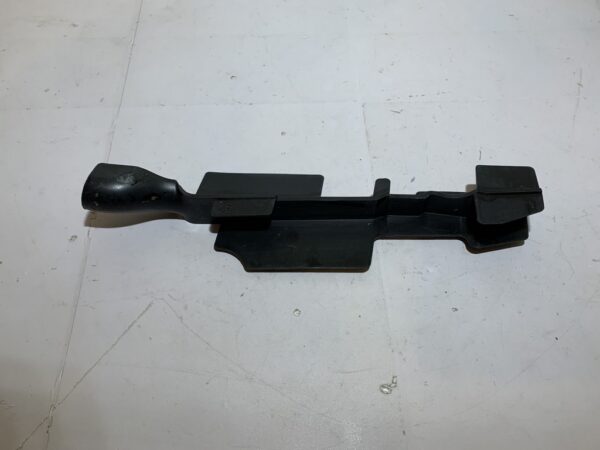 plastique droit berceau Peugeot jet force – Image 4