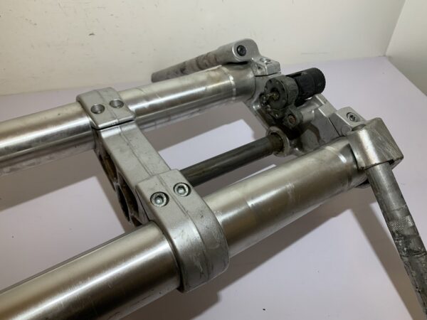 fourche Peugeot xr7 – Image 7