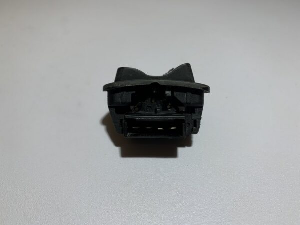 bouton / interrupteur de phare piaggio fly / zip – Image 4