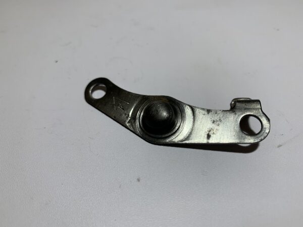 patte de fixation de démarreur mbk nitro