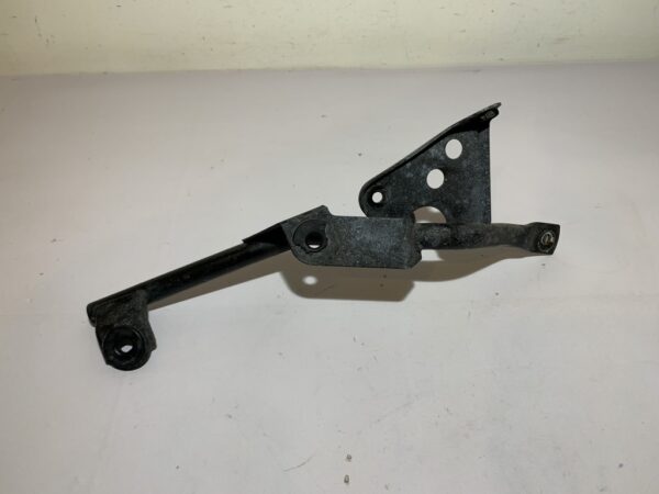 support carénage flanc avant droit suzuki gsxf 650