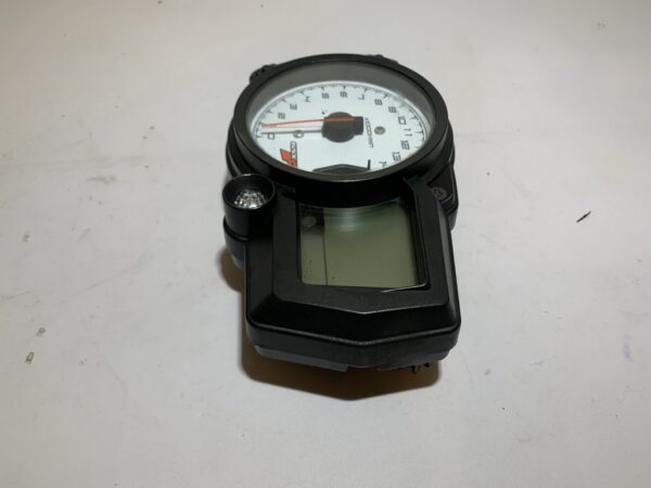 compteur suzuki gsxf 650 – Image 9