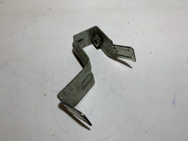 patte support porte fusible suzuki gsxf 650