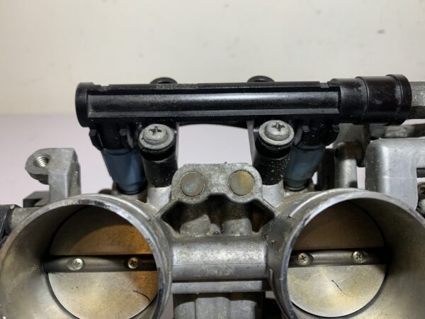rampe injection suzuki gsxf 650 – Image 14