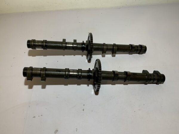 arbre à came admission et échappement suzuki gsxf 650