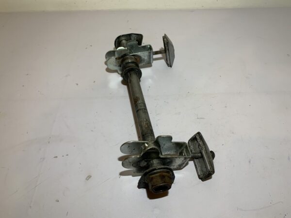 axe de roue arrière suzuki gsxf 650 – Image 6