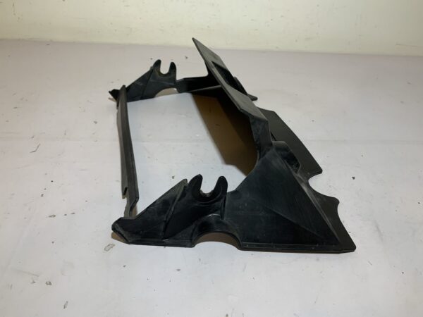 entourage de radiateur yamaha x max (2006-2009) – Image 6