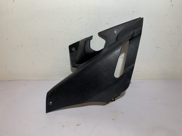 cache repose pied passager gauche yamaha x max (2006-2009)