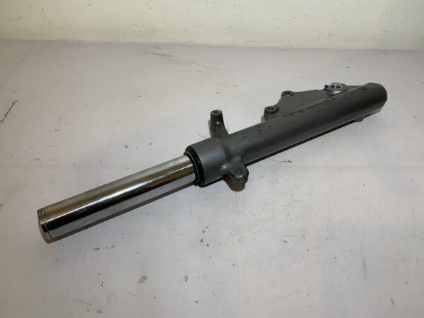 tube de fourche droit yamaha xmax 125 – Image 7