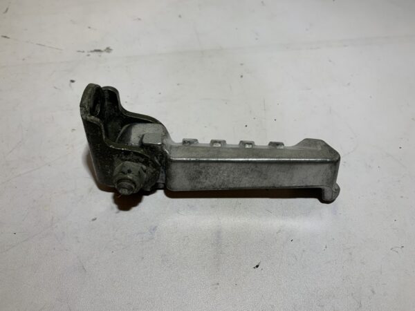 repose pied passager droit Peugeot ludix – Image 2