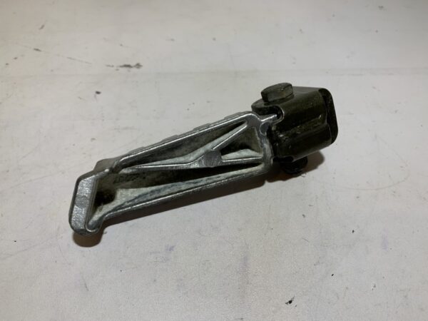 repose pied passager droit Peugeot ludix – Image 4