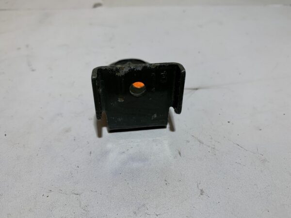 patte support klaxon piaggio typhoon 1993 - 2010 – Image 4