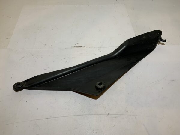 carénage sous selle droit derbi xtreme 2011 - 2017 – Image 6