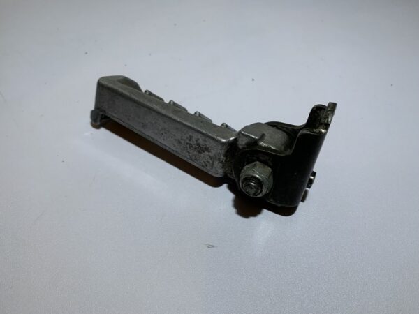 repose pied passager gauche Peugeot ludix – Image 3