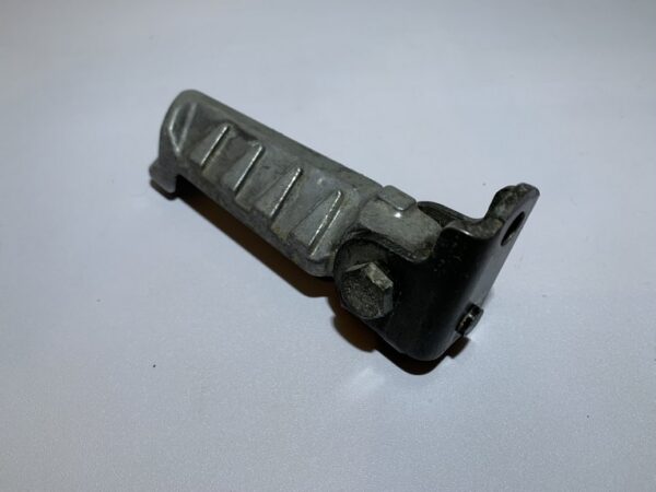 repose pied passager droit Peugeot ludix – Image 2