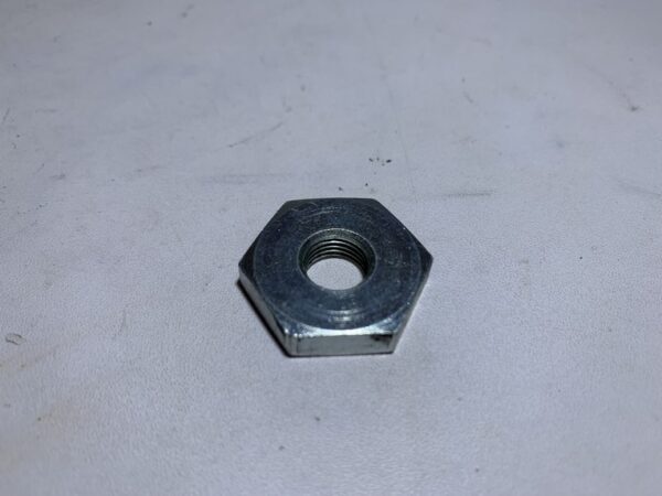 écrou cloche d'embrayage mbk nitro / ovetto / booster – Image 2