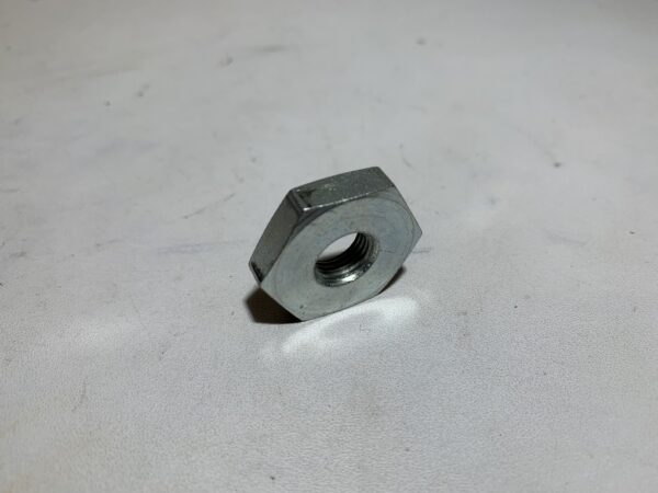 écrou cloche d'embrayage mbk nitro / ovetto / booster – Image 3