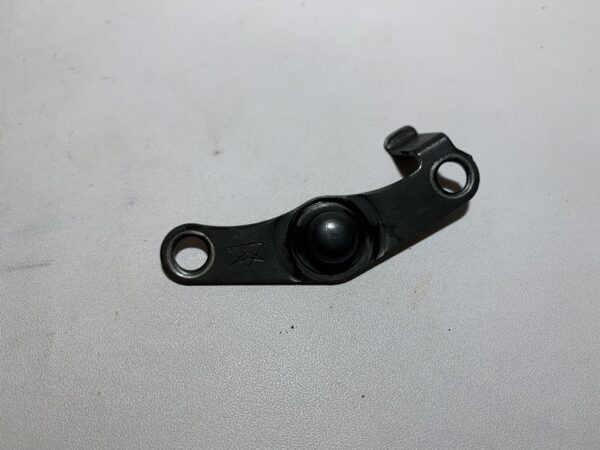 patte de fixation de démarreur mbk nitro / ovetto