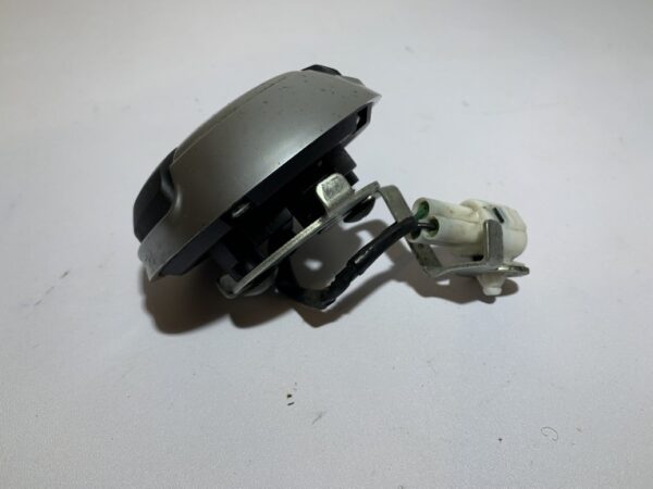 bouton d'ouverture de selle yamaha tmax 530 (2012 - 2016) – Image 3
