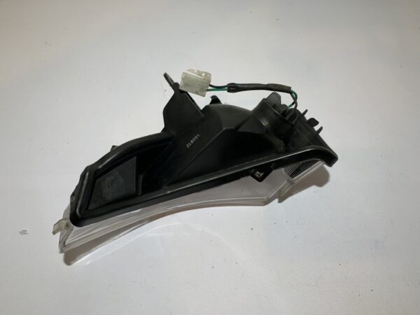 clignotant avant droit yamaha tmax 530 (2012 - 2016) – Image 5