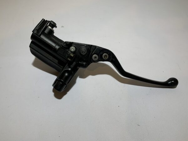 maitre cylindre de frein arrière yamaha tmax 530 (2012 - 2016) – Image 11