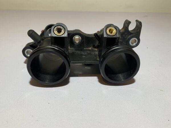 pipe d'admission yamaha tmax 530 (2012 - 2016) – Image 2