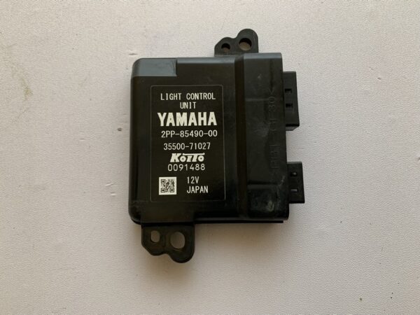 écu light control unit droit optique de phare yamaha tmax 530