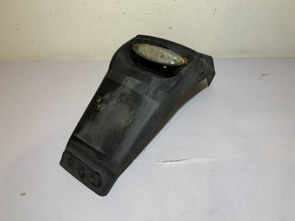 support de plaque bavette feu arrière derbi senda
